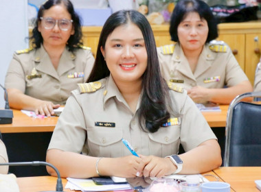 การประชุมขับเคลื่อนการปฏิบัติงานตามระบบการส่งเสริมสหกรณ์และกลุ่มเกษตรกร ประจำเดือนตุลาคม 2568 ของสำนักงานสหกรณ์จังหวัดนครศรีธรรมราช ประจำปีงบประมาณ พ.ศ.2569 วาระก่อนการประชุม ได้มีการมอบเกียรติคุณนักส่งเสริมสหกรณ์ดีเด่นและพนักงานราชการดีเด่น ประจำปี พ.ศ. ... พารามิเตอร์รูปภาพ 40